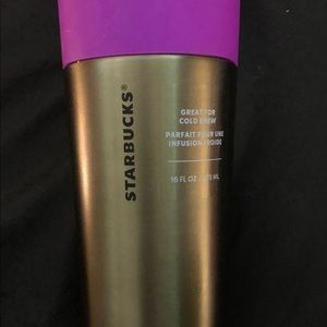 Rare olive and plum 2022 springs Starbucks Tumblr